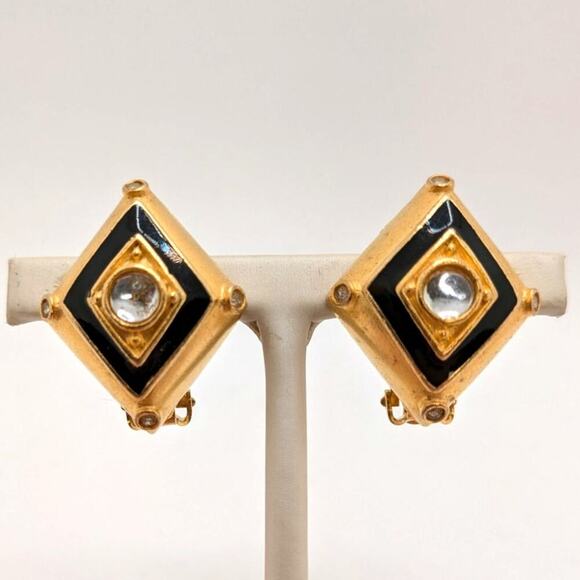 Leslie Block 1970's Black Enamel Gold Etruscan Diamond Shaped Clip On Earrings - Picture 1 of 6